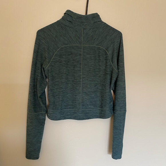 Prana knit short torso top size M - Picture 2 of 3